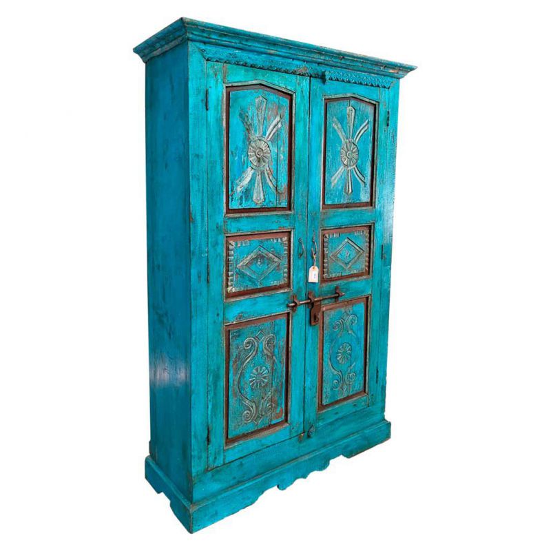 armario de madera acabado artesanal azul
