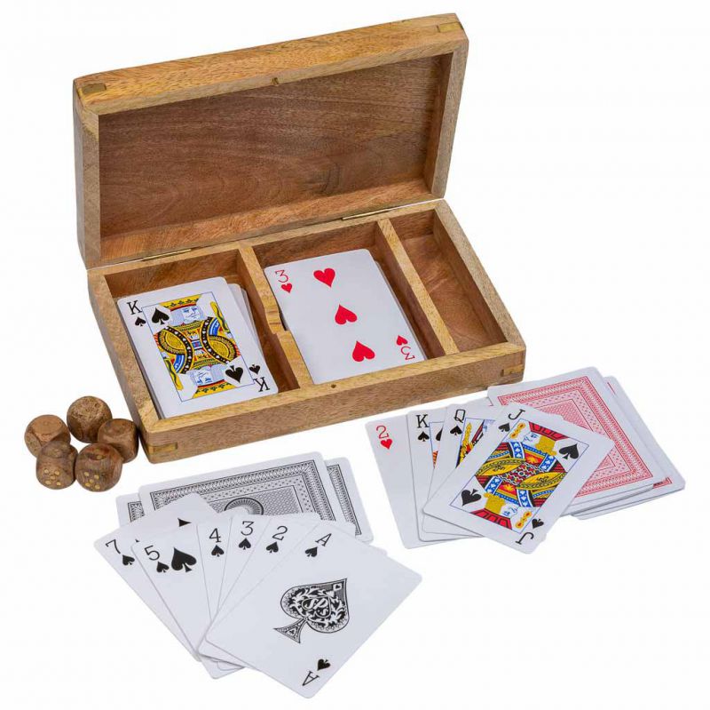juego 2 en 1 (cartas+dados) en caja de madera marron