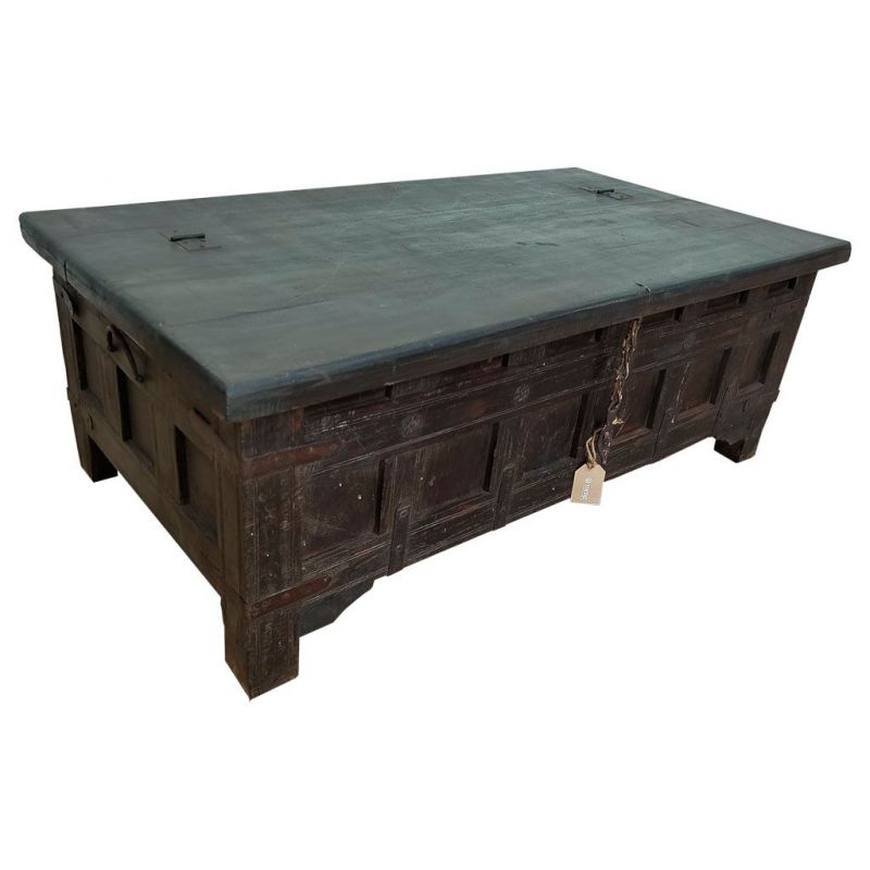 mesa baul de centro de madera y metal acabado artesanal marron