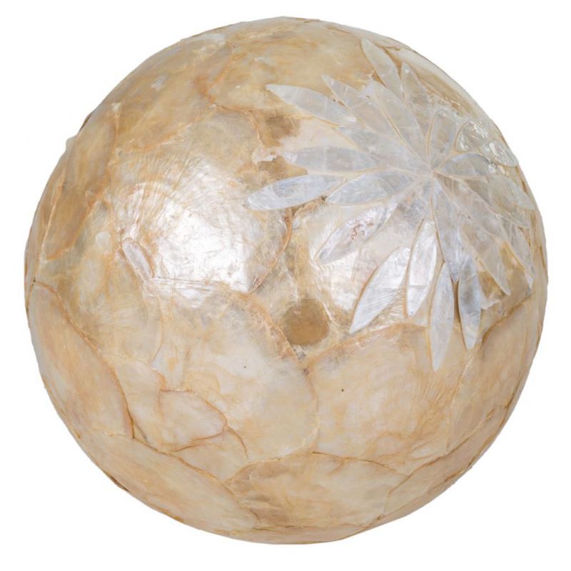 esfera decorada de capiz